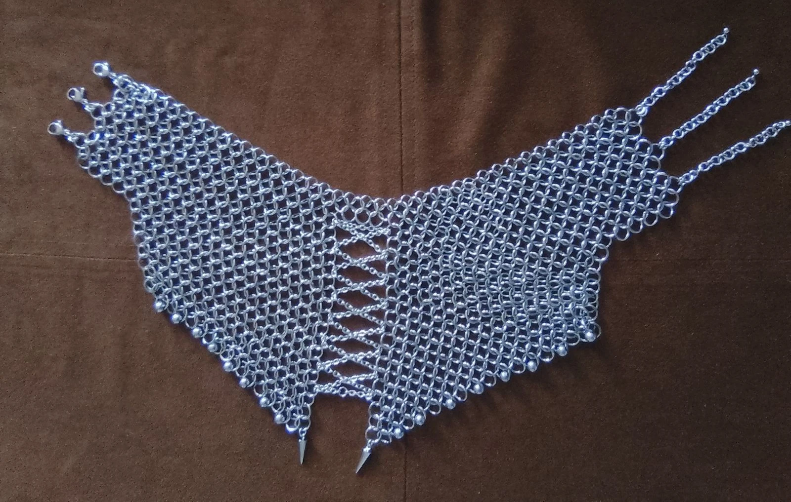Collier choker méga décolleté "lacets" chainmail européen  – photo 4